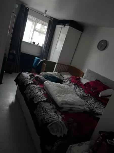 3 Bedroom 1 Bathroom House Near Schools and Shopping