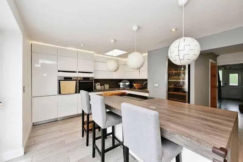 Spacious 4-Bedroom Family Home Near Hertford