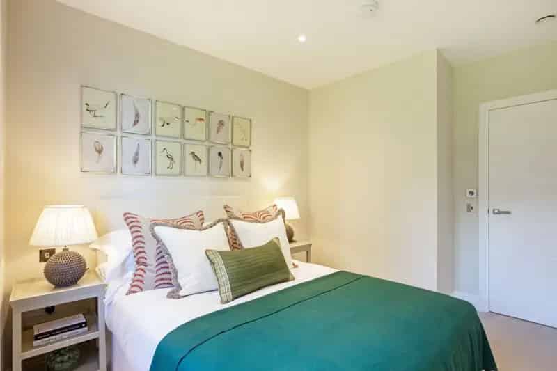 2 Bedroom Flat for Sale in Teddington Riverside