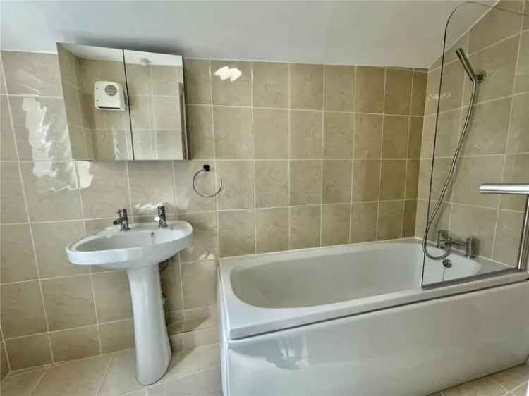 1 Bedroom Flat in Westbourne - Virtual Tour Available