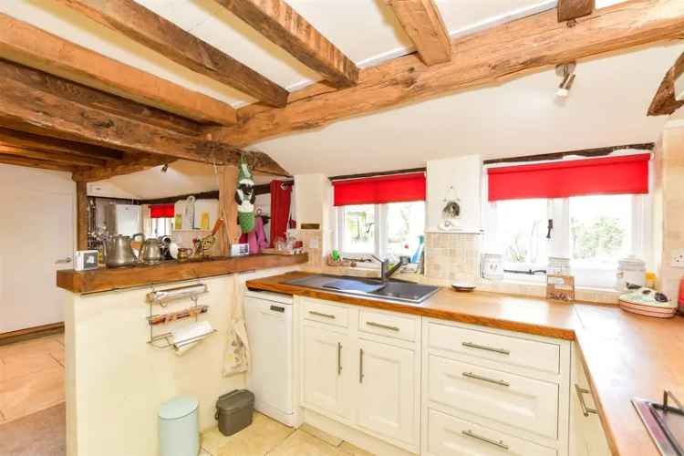 2 Bedroom Grade II Listed Cottage Near Harbour