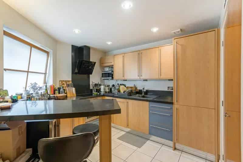 2 Bedroom Harbourside Apartment for Sale