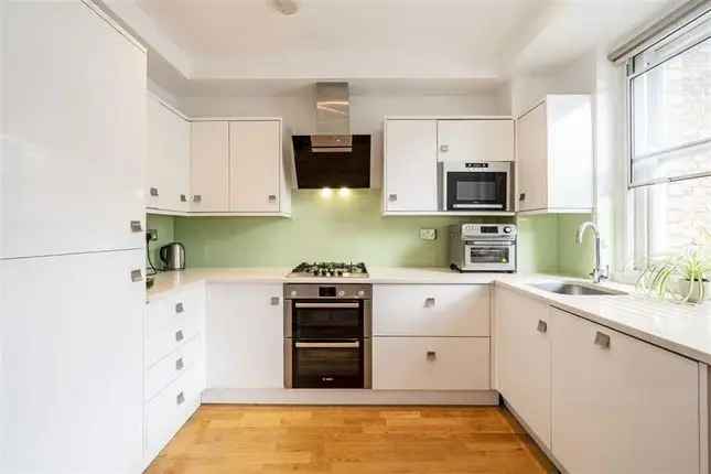 Flat for sale in Welbeck Street, London W1G