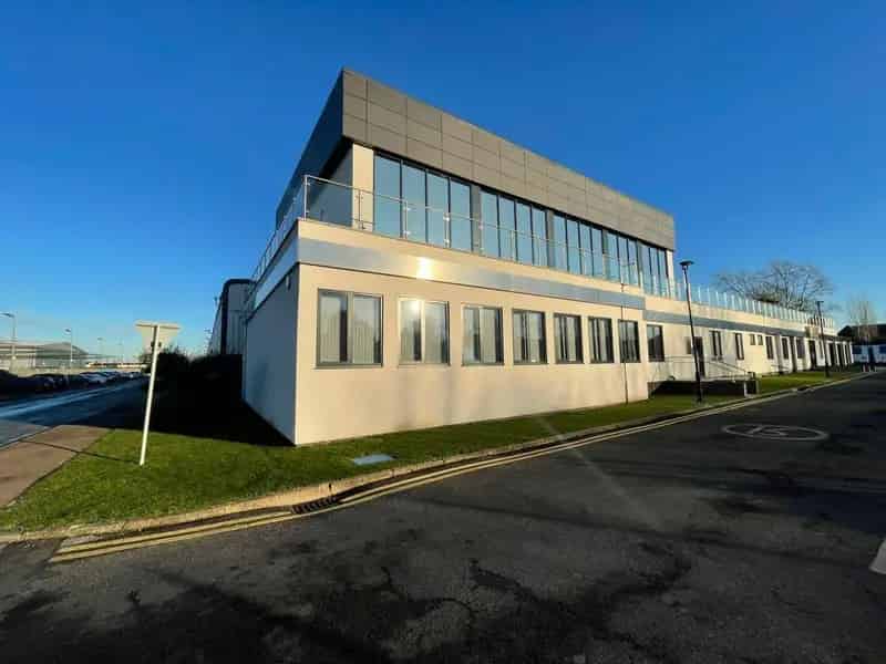 Modern Office Suite to Let Near M18 Doncaster