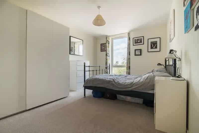 2 Bedroom Apartment House to Rent