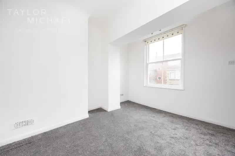Refurbished Studio Apartment Brighton City Centre