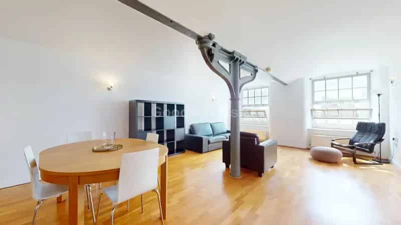 2 Bedroom Apartment House to Rent