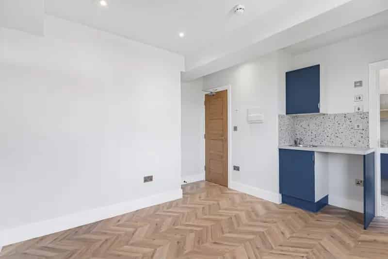 6 Studio Apartments To Let  Denmark Hill