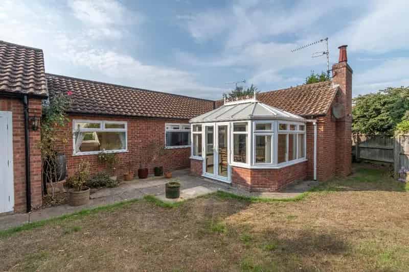 2 Bed Detached Bungalow for Sale