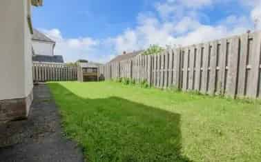 Spacious Detached Village Home Near Beaches