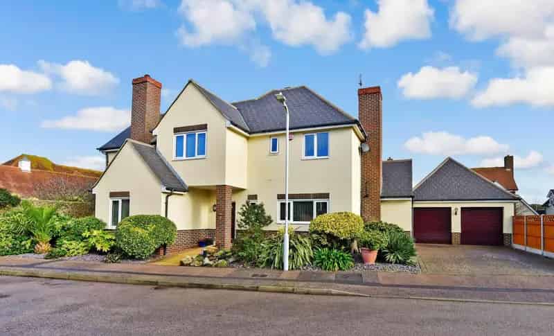 5 Bedroom Detached House for Sale Foreland Heights Broadstairs
