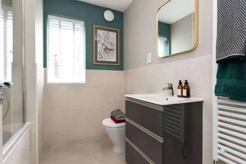 3 Bed Semi-Detached House For Sale