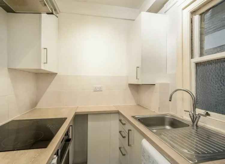 Abbey Road Studio Apartment Spacious Balcony South West Facing