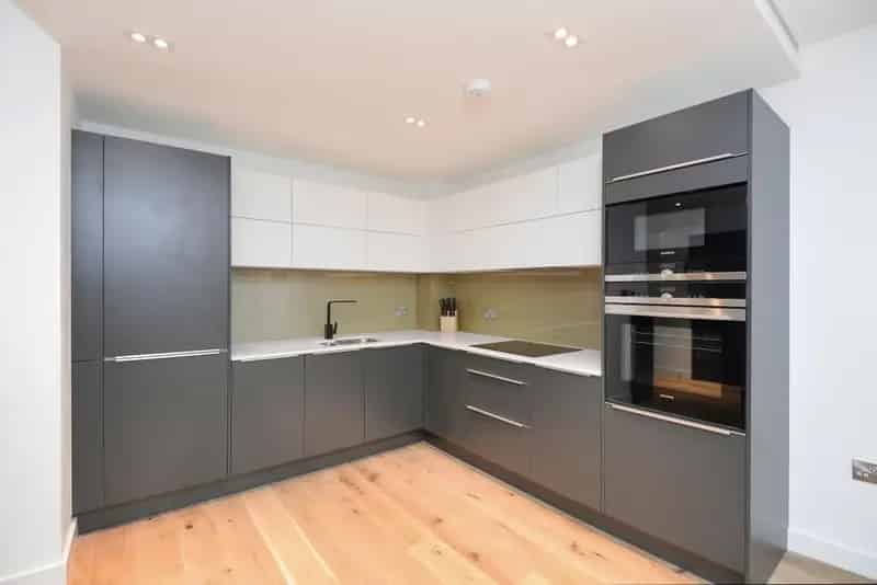 Luxury One Bedroom Apartment near St James' Park