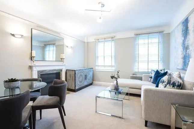 Flat to rent in Pelham Court, 145 Fulham Road, South Kensington, London SW3