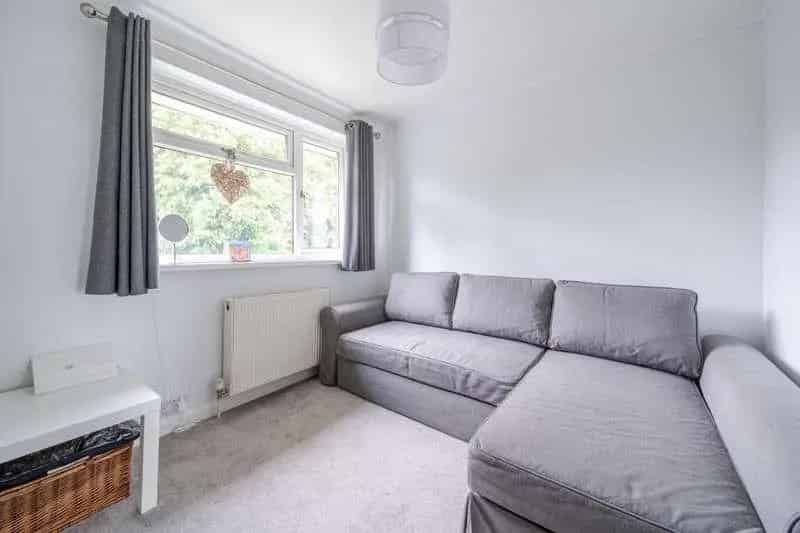 4 Bed House for Sale near Newbury Station