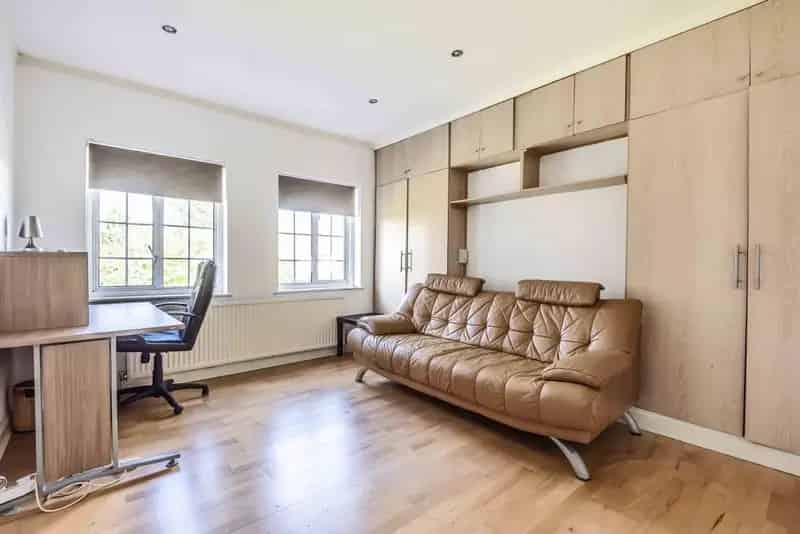 Flat For Rent , London, England