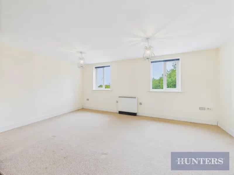 1 Bedroom Flat for Sale in Scarborough