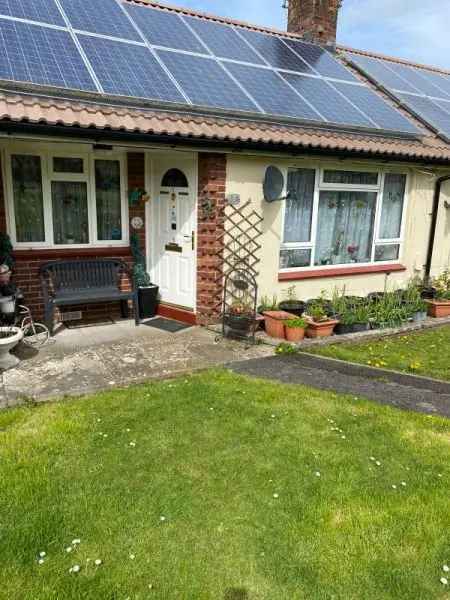 One Bedroom Bungalow with Enclosed Garden