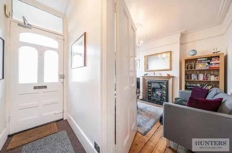 2 Bedroom House Near Abbey Wood Station