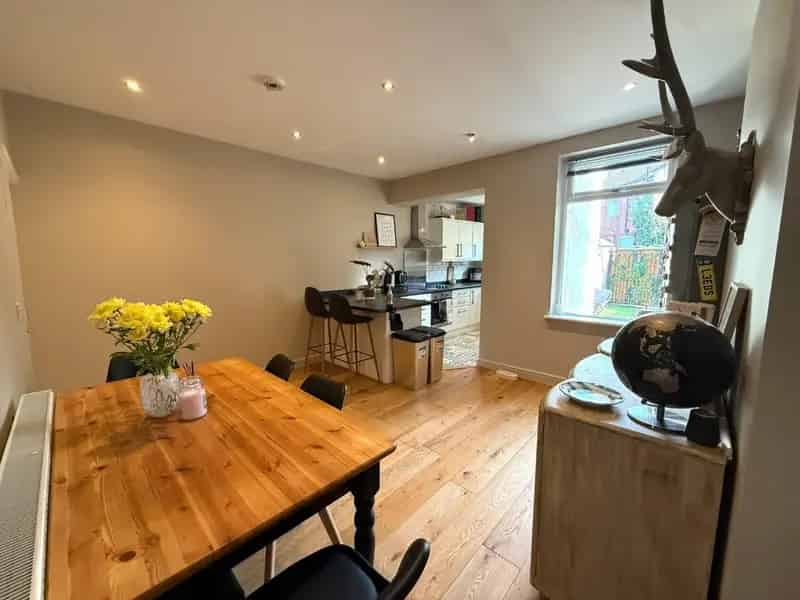 2 Bedroom House To Let - 958 SQ FT - Pets Considered