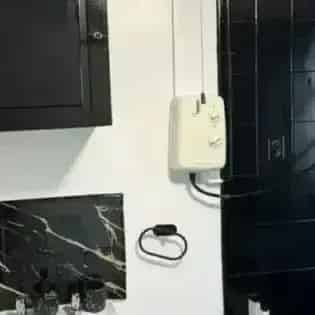 1 Room Flat 209m² Birmingham Contractors M5 M6 Access