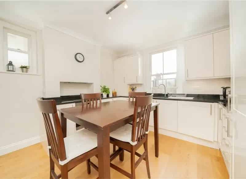 Two Bedroom Apartment Queens Club Gardens London