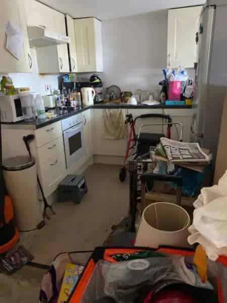 1-Bedroom Flat Near Town Centre