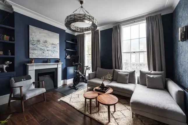 Terraced house for sale in Canonbury Road, Canonbury N1