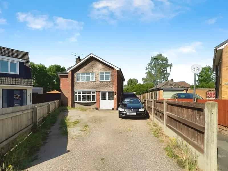 4 Bedroom Detached House For Sale Spondon