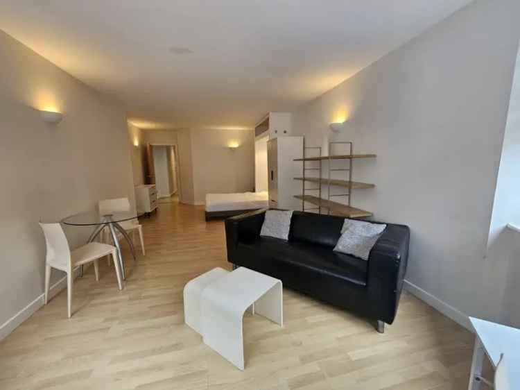 Flat To Rent Available Now