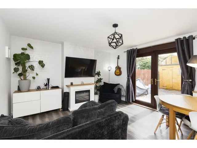 3 Bedroom End-Terraced House for Sale in Musselburgh