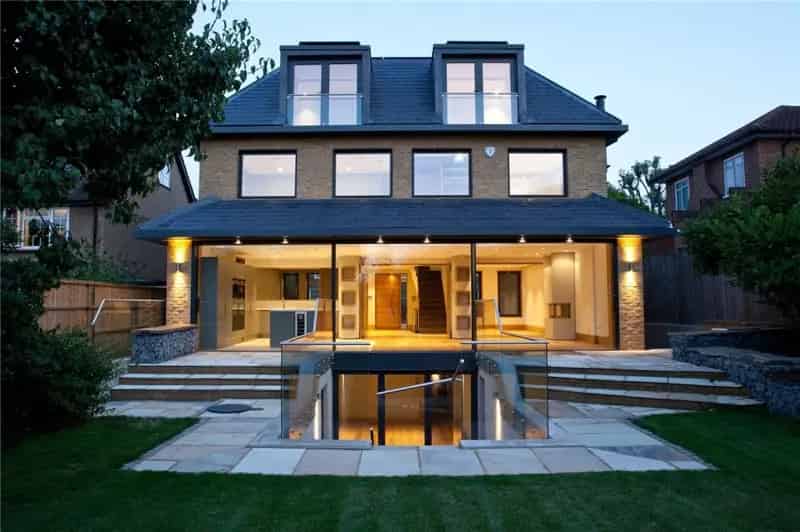 7 Bedroom Detached House for Sale in West Putney