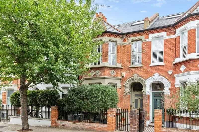 4 Bed House for Sale - Period Features, Private Garden