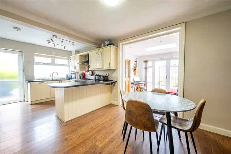 Four Bedroom Family Home with Garden and Ample Parking Near Local Schools