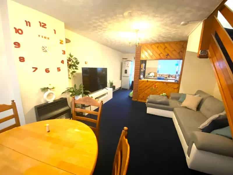 2 Bedroom House for Rent Beckton E6