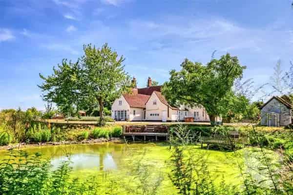 Grade II Listed Farmhouse with Six Acres and Guest Suites