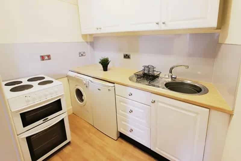 1 Bedroom Flat to Rent in Leith - Immediate Entry