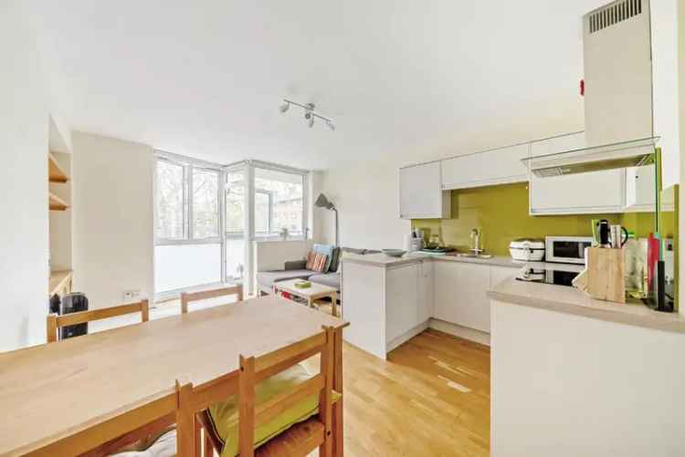 2-Bedroom Flat Regent Square Near Tube Chain Free