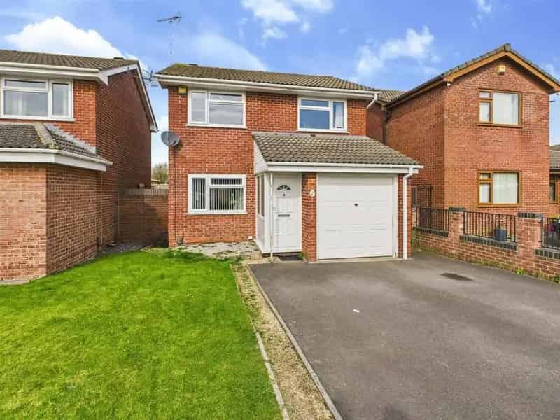 3 Bedroom Detached House for Sale
