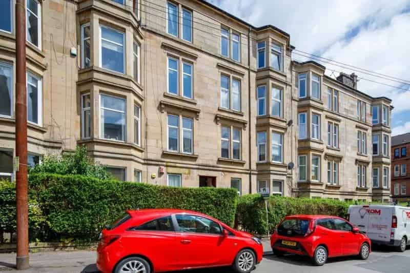 2 Bedroom Flat for Sale
