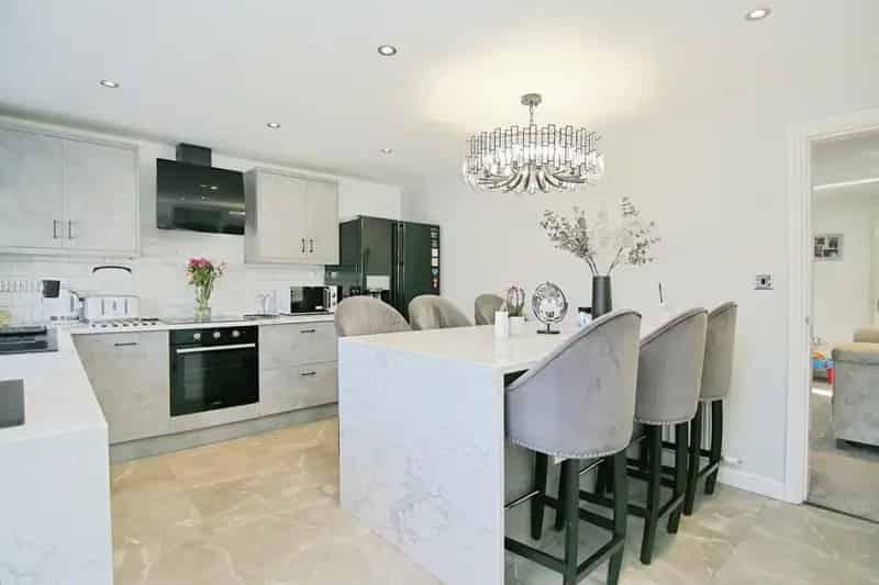 3 Bedroom House For Sale Near Schools and Transport