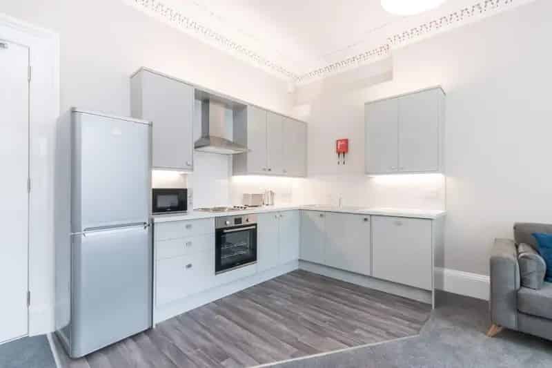 4 Bedroom HMO Flat to Rent in Edinburgh