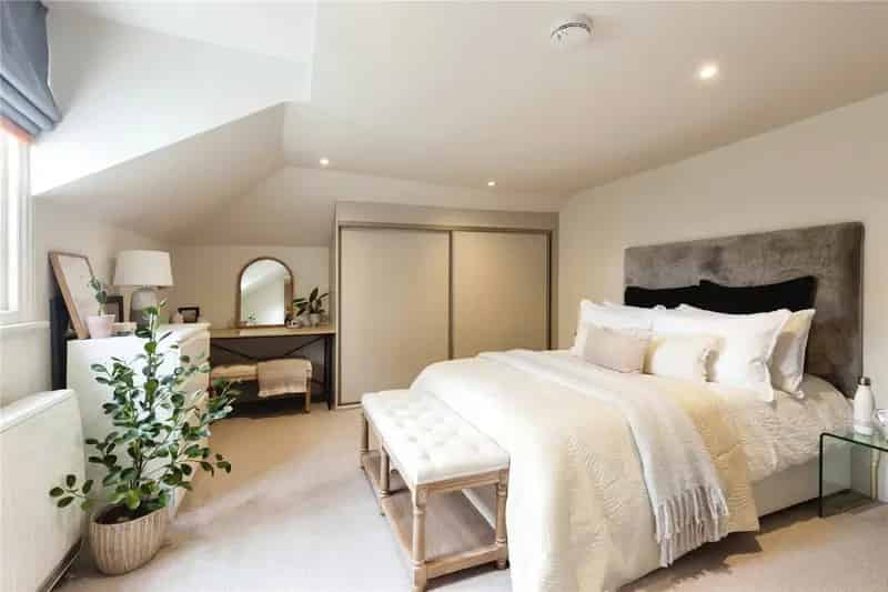 1 Bedroom Apartment Cheltenham St Phillips Lodge