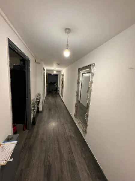 Flat For Rent , London, England