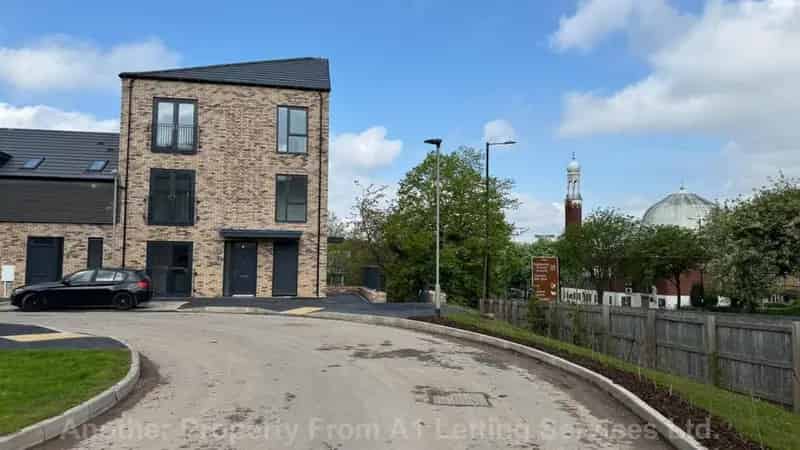 2 Bedroom Apartment to Rent