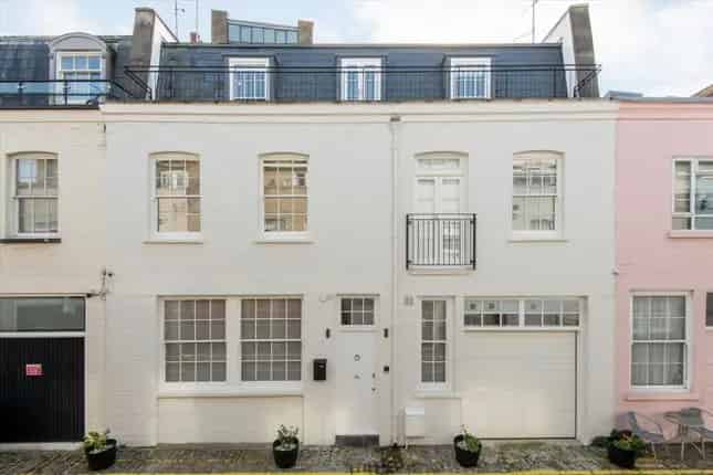 Terraced House for Sale Princes Gate Mews Knightsbridge