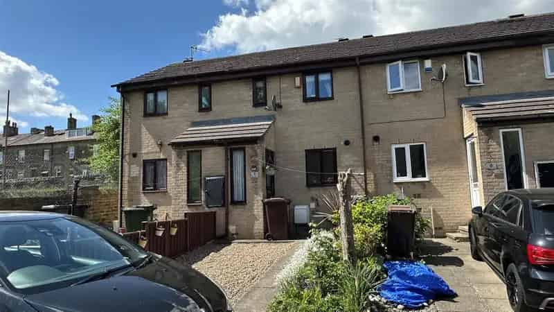 2 Bedroom Townhouse For Sale Ideal For First Time Buyers