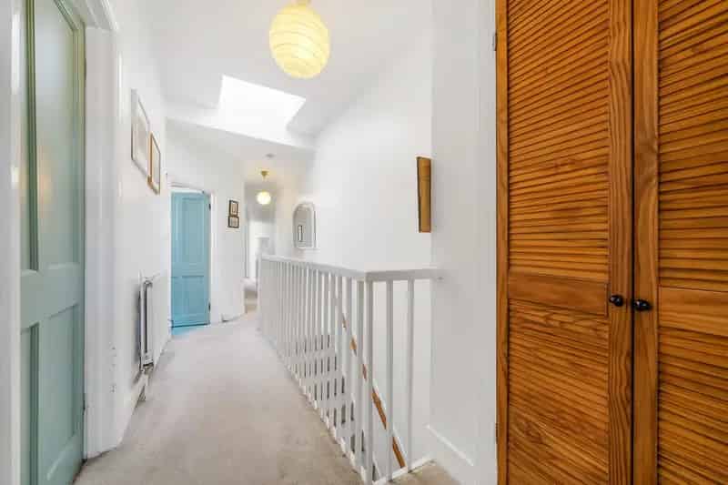4 Bedroom Maisonette Near Clapham and Brixton