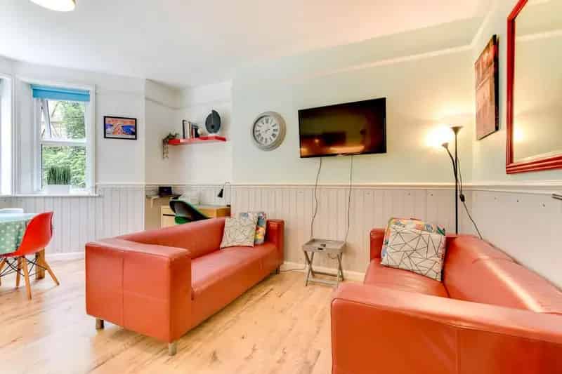 2 Bedroom Flat to Rent in Hove - Short Monthly Stays